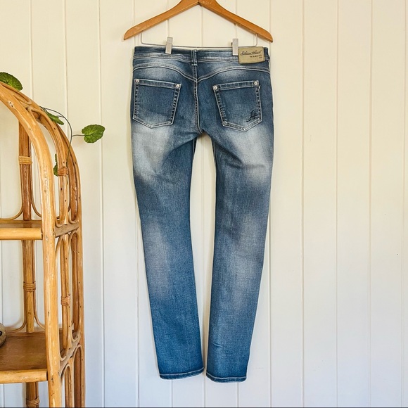 🌱 SILVIAN HEACH Sz 30 / 12 Blue Wash Crop Jeans - Picture 4 of 7